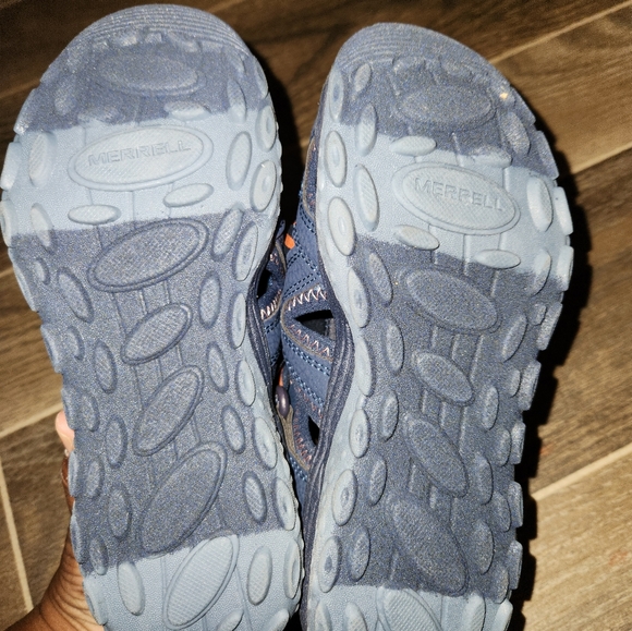 Brand new Merrell toddler boy shoe - Picture 3 of 6